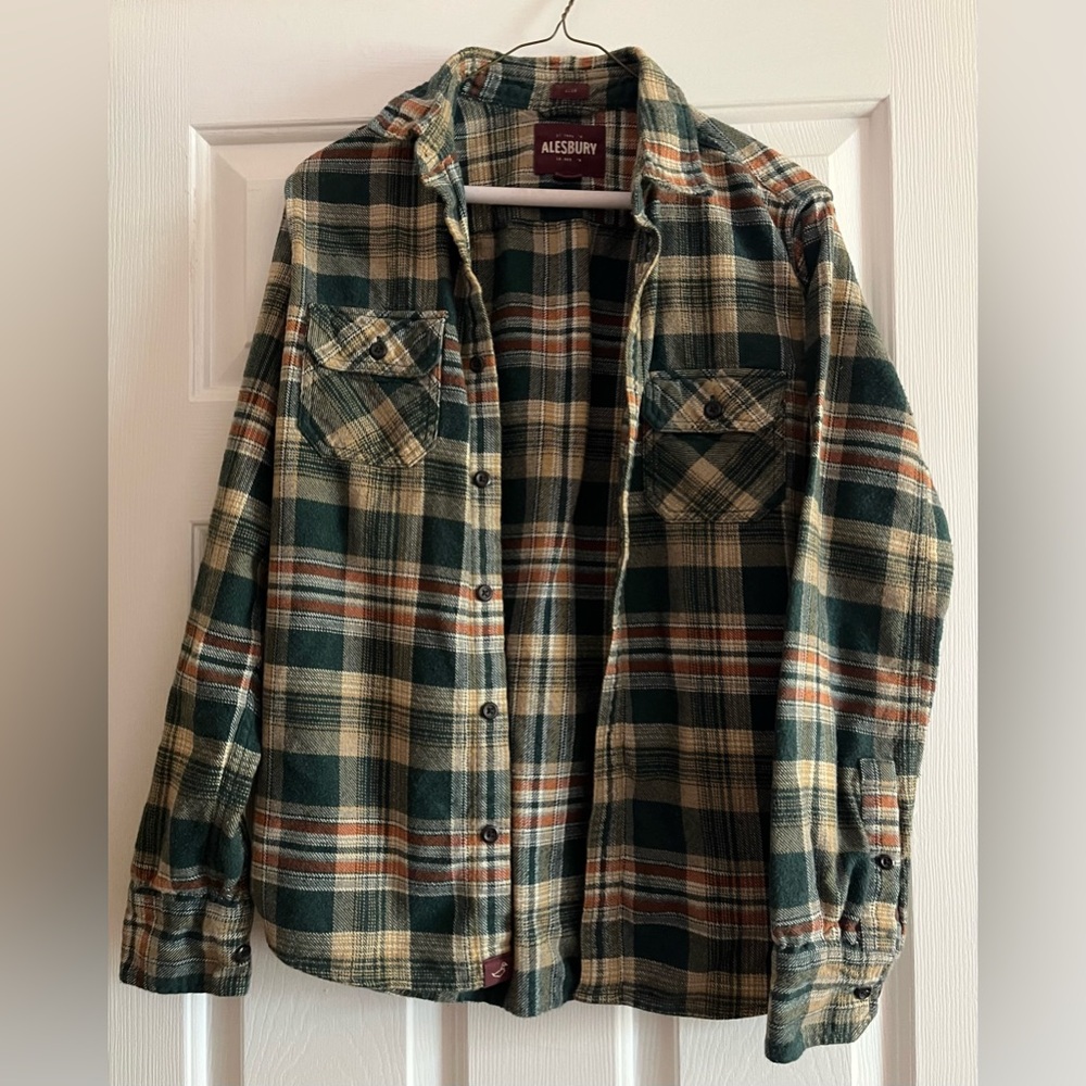 Alesbury Men’s Flannel Shirt. Size Small color Green Tan Multi. Pre Loved